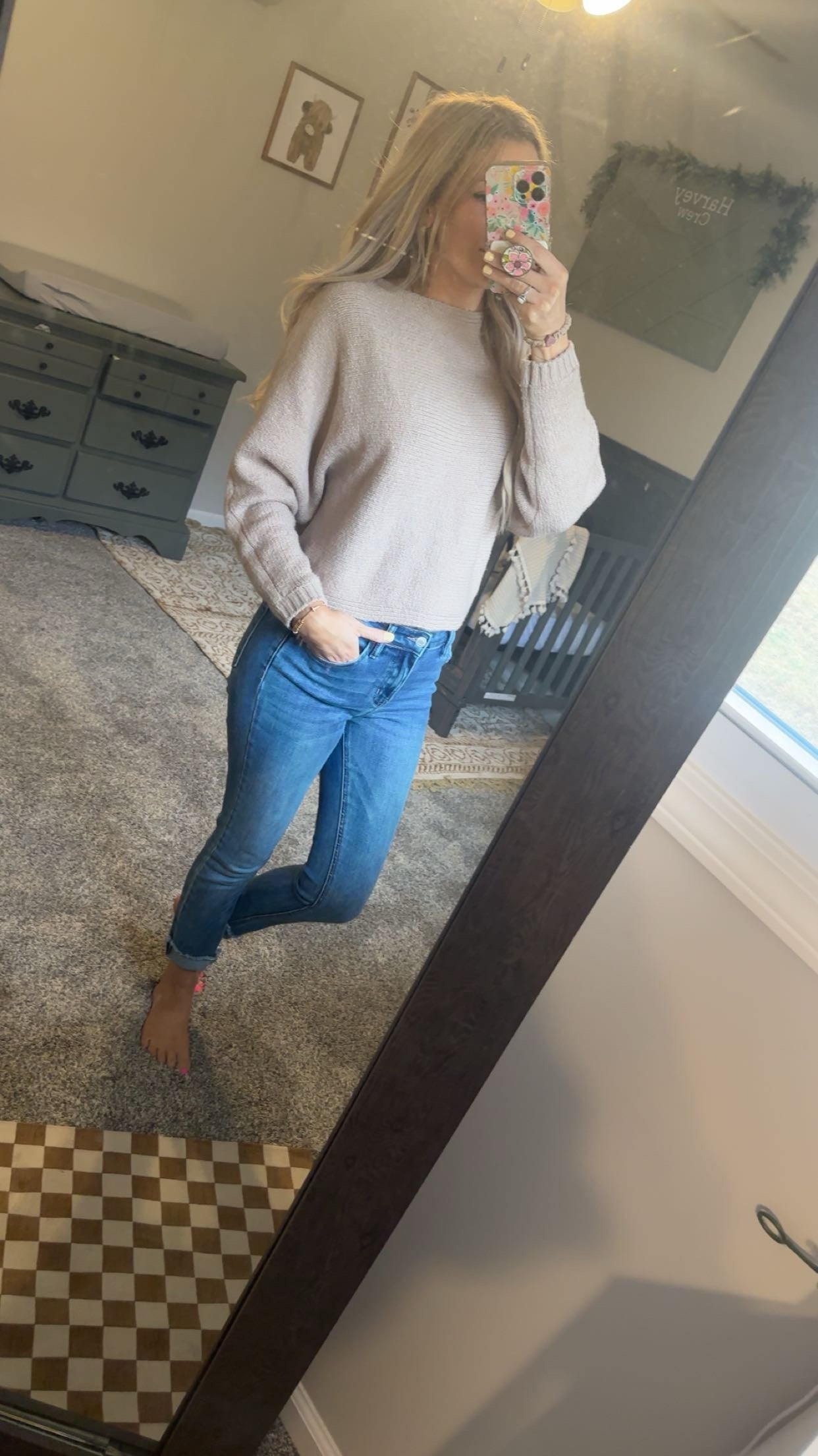 MYLIE HIGH RISE UNEVEN RAW HEM CROP SKINNY JEANS