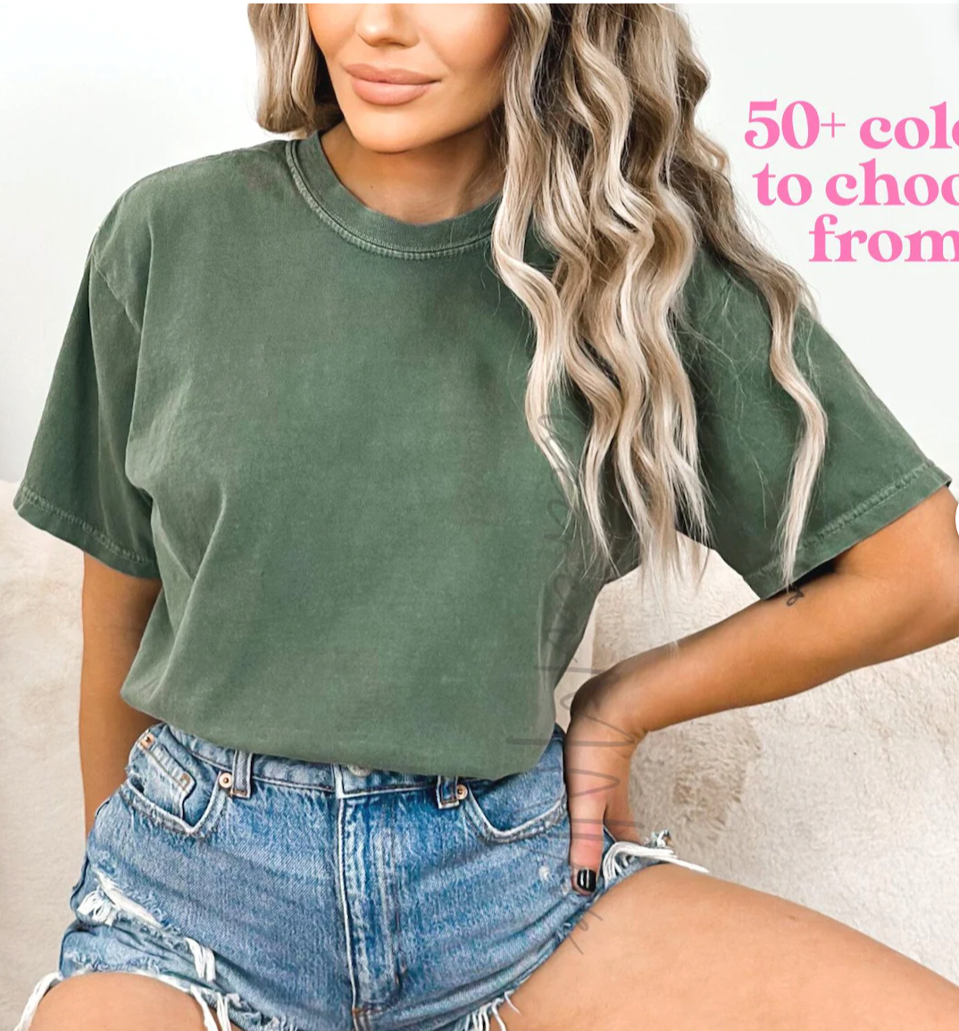 Mama Camo Graphic T-Shirt (Color Options)